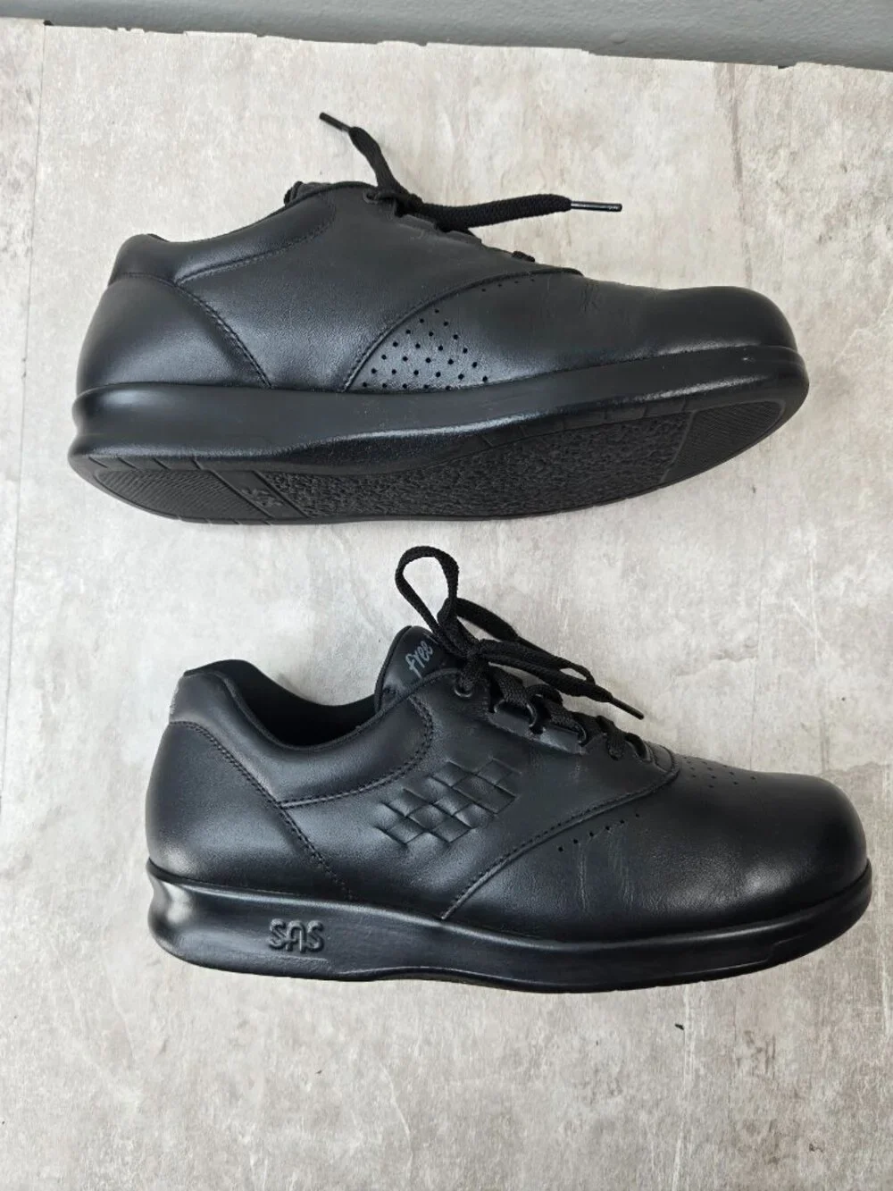 SAS Comfort Walking Sneakers Size 7.5 Wide Fit Black Leather Lace Up Work Shoes